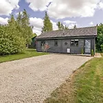Oakwood * Skipwith
