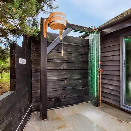 Oakwood Kompleks wypoczynkowy *