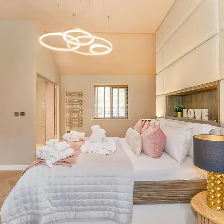 Oakwood Kompleks wypoczynkowy *